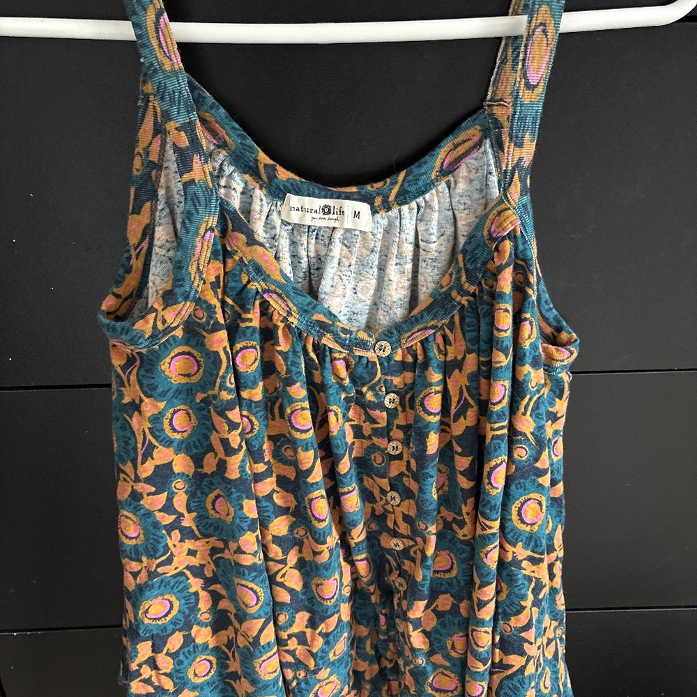 Natural life tank top